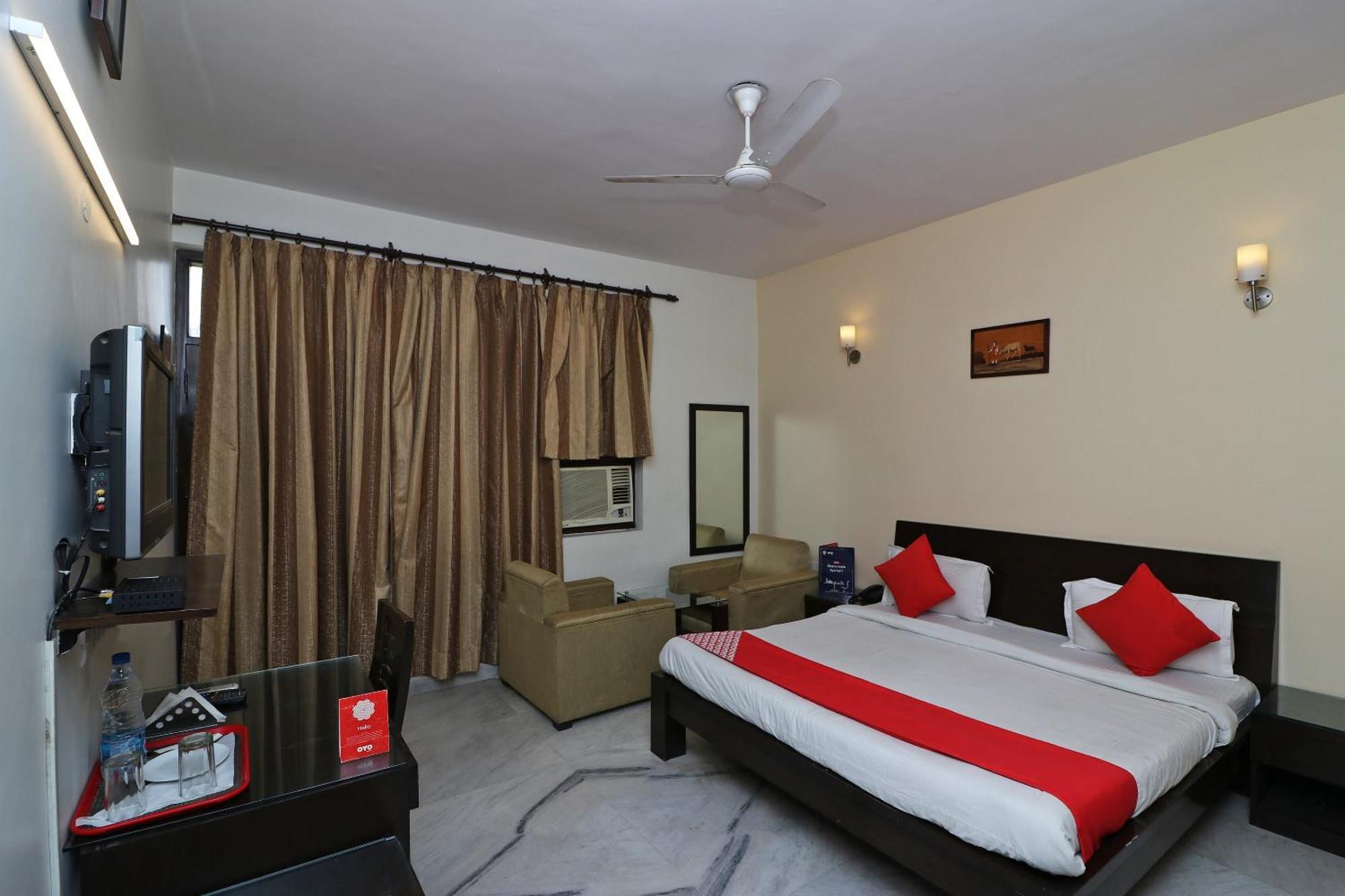 Flagship Aravali Residency Hotel Gurgaon Exterior photo